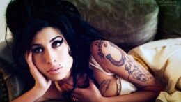 Amy Winehouse'un heykeli dikilecek