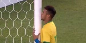 Neymar'ın kaçırdığı gol şoke etti