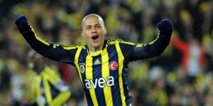 Alex'in jubilesinde 49 futbolcu olacak