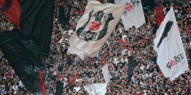 ​Beşiktaş taraftarı çıldırdı