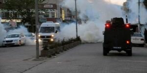 Cizre'de polis yayaya çarptı, ortalık karıştı