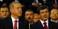 Davutoğlu-Erdoğan restleşmesi yandaşta kavgaya dönüştü